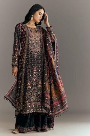 Noor-E-Nazakat Black Velvet Heritage Suit Set