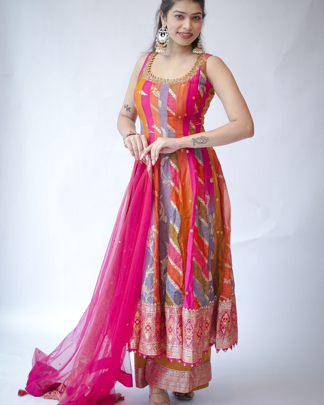 Georgeete Floral Printed Gown With Dupatta - Image 2