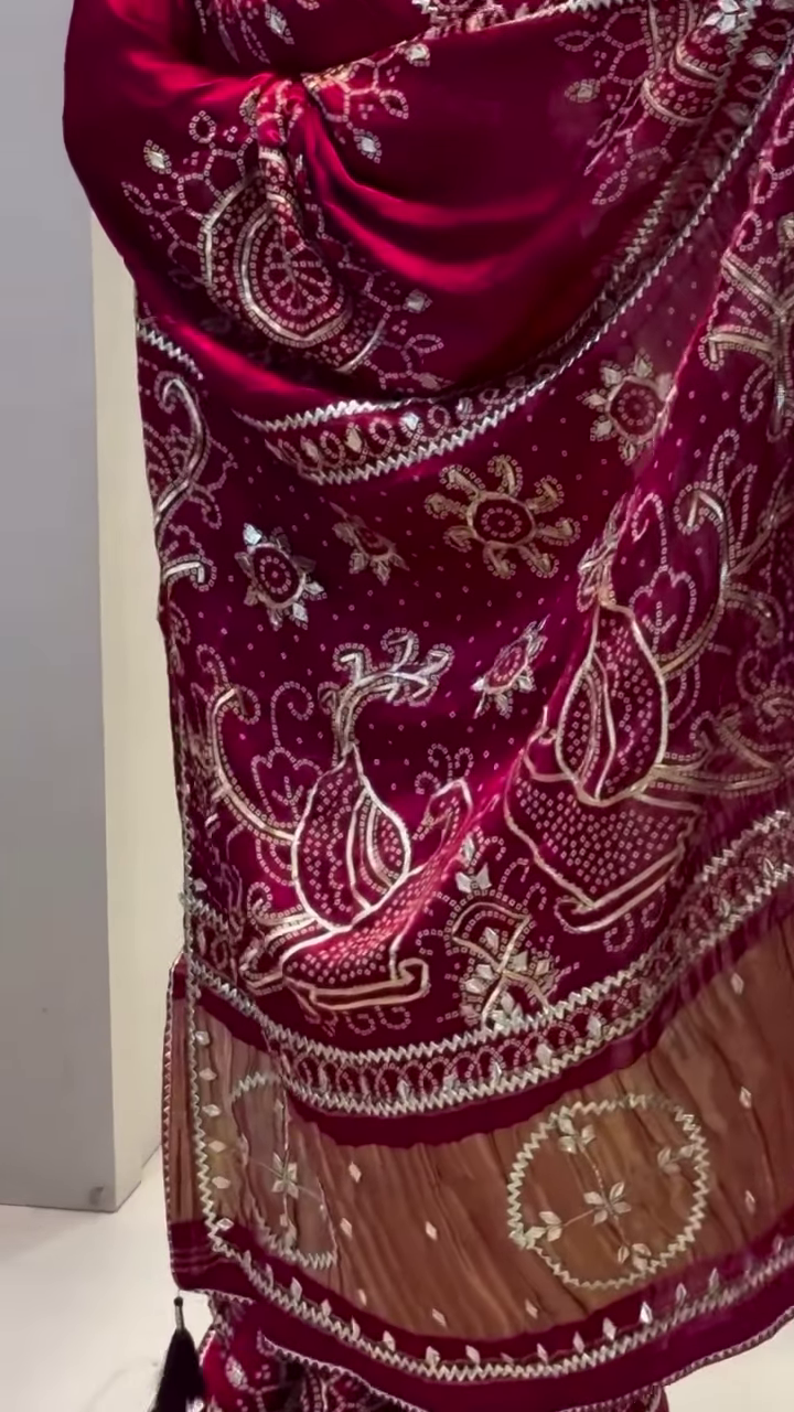 Karwa Chauth Romance – Draped in Devotion - Image 2