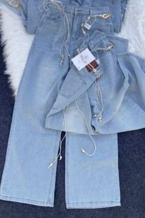 “Confidence Looks Good on You”