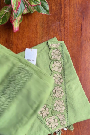 Modern Looks, Traditional Touch – Perfect Fusion Wear