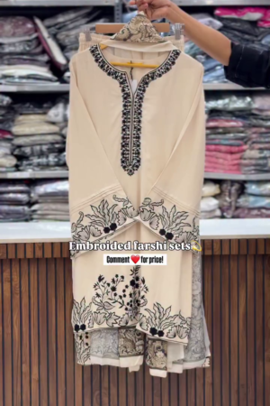 Elegant Cream Embroidered Farshi Kurta Set – Traditional Luxury Ethnic Wear